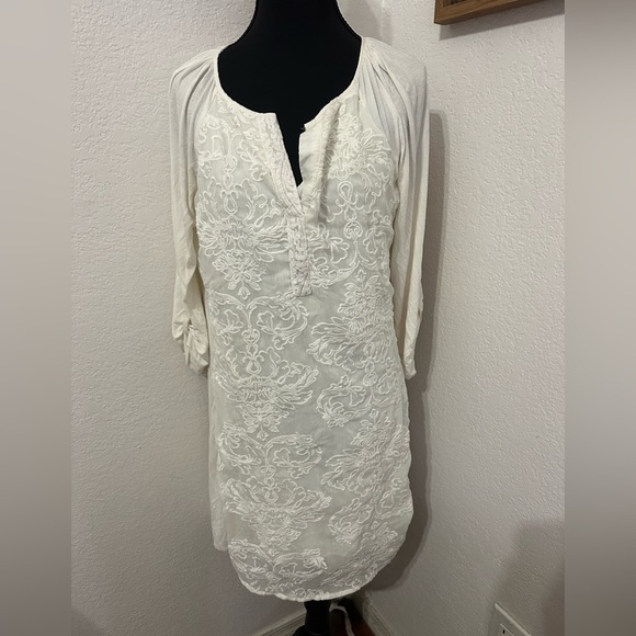 Anthropologie Tiny Embroidered Belted Ivory Shirt Dress -
size Medium - Picture 7 of 10